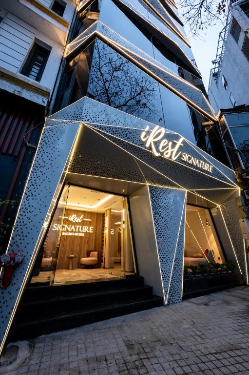 iRest Signature Ba Dinh Lakeside – Hanoi